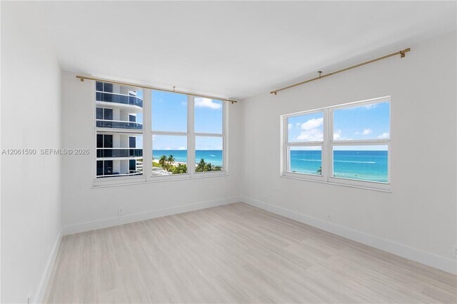 Building Photo - 4747 Collins Ave