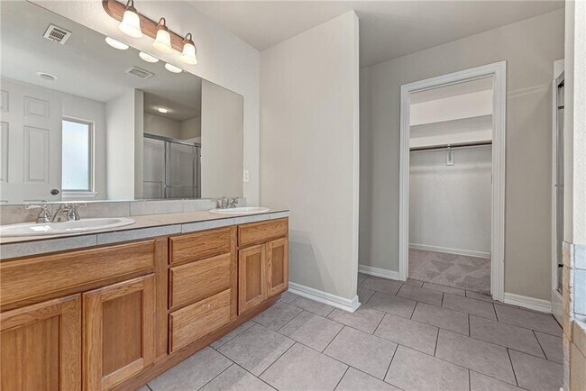 Building Photo - 6007 S 36th St