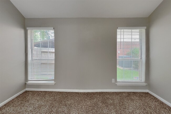 Building Photo - 17902 Western Pass Ln
