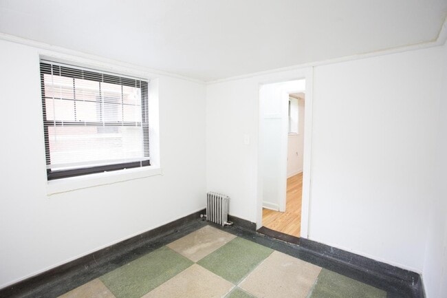 Floorplan - 5337 S. Hyde Park Boulevard