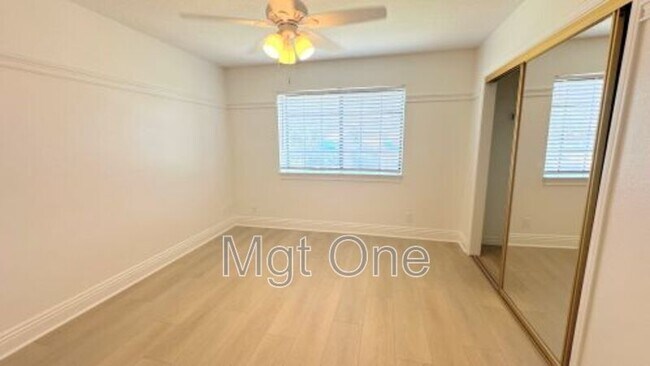 Building Photo - 1294 Baylor Pl