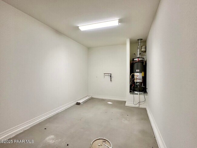 Building Photo - 7701 E Fieldstone Dr