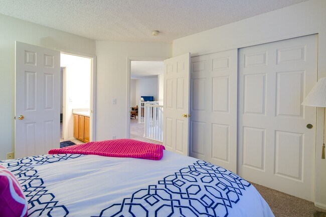 Building Photo - Spacious and Serene Home with Ideal Location near Parks, Trails, and Schools!