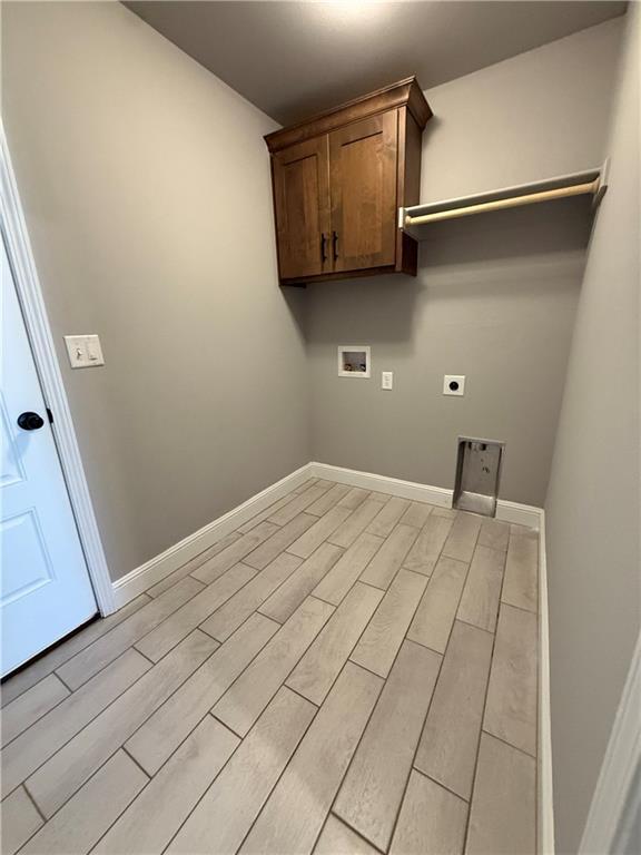 Building Photo - 348 Fox Cir