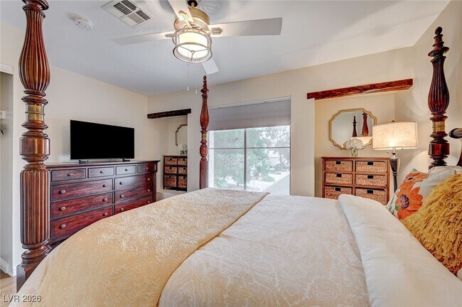 Building Photo - 7808 Bluewater Dr