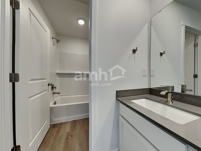 Building Photo - 7741 Selah St SW