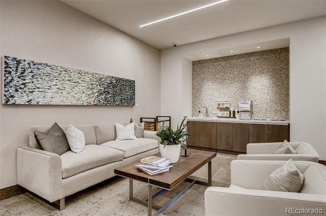 Building Photo - 4200 W 17th Ave