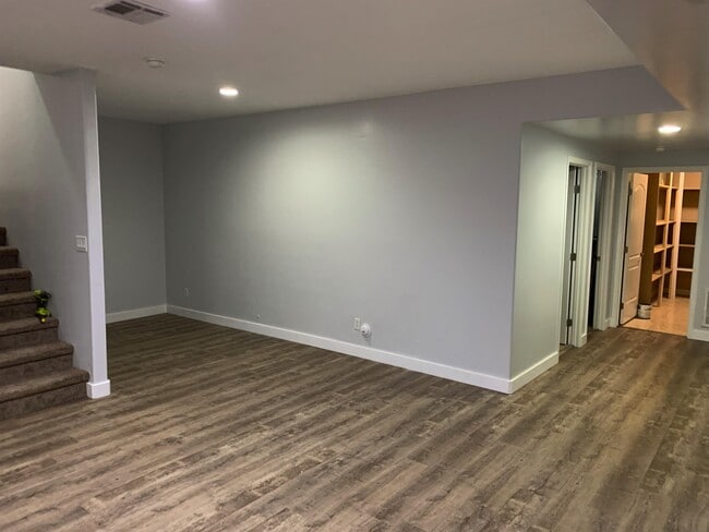 Building Photo - 11331 E Fairbrook St