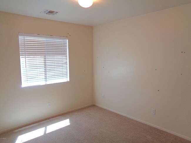 Building Photo - 4106 E Chambers St