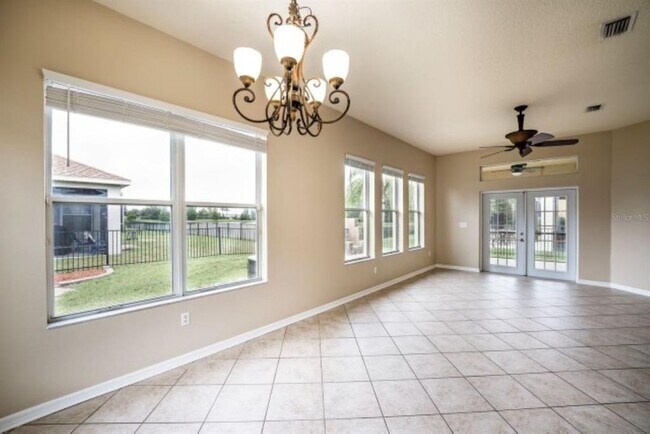 Building Photo - 7627 Stoney Hill Dr