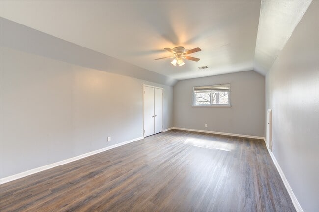 Building Photo - 1718 Anvil Dr