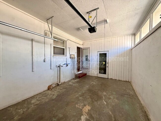 Building Photo - 5252 Rollins Ave