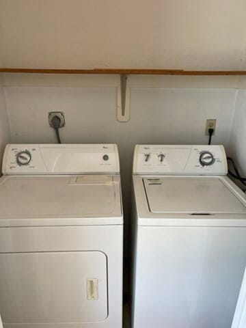 Building Photo - 581 Washington St