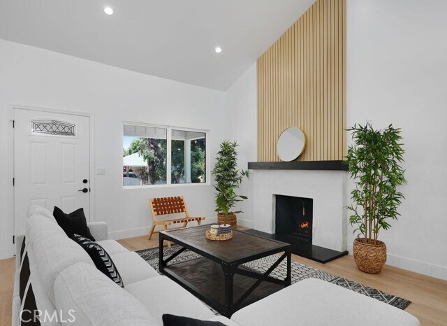 Building Photo - 22054 Avenue San Luis