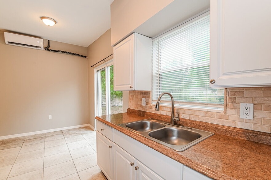 Building Photo - 3716 Belmont St