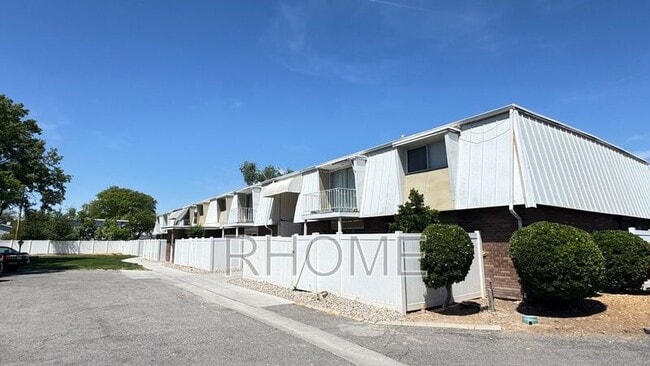 Building Photo - 3414 S 300 E