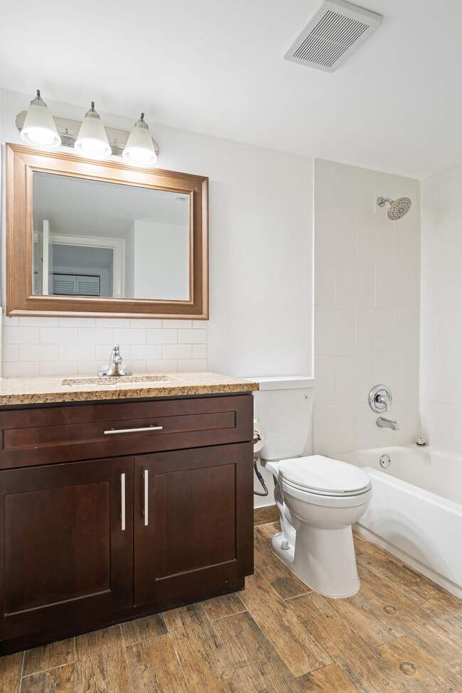 Building Photo - 4995 Sable Pine Cir