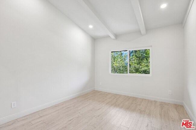 Building Photo - 2700 Cahuenga Blvd E