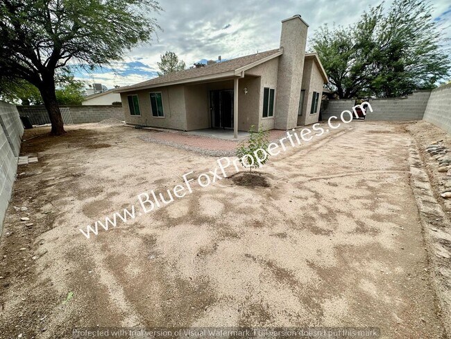 Building Photo - 4891 W Condor Dr