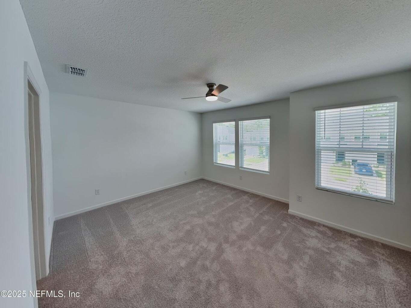 Building Photo - 542 Holly Lakes Dr