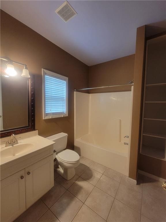 Building Photo - 5555 Holly Springs Dr