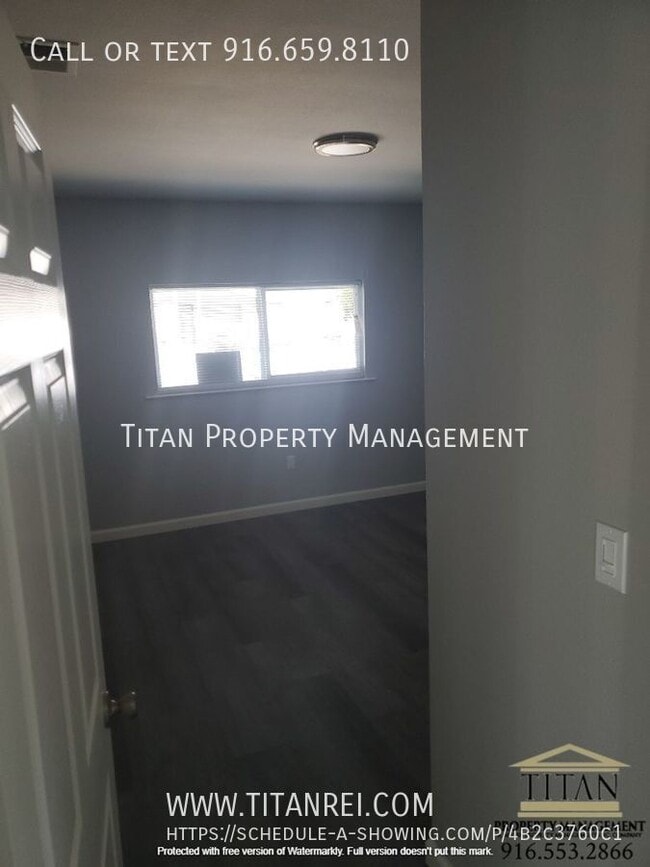 Building Photo - 7800 50th Ave