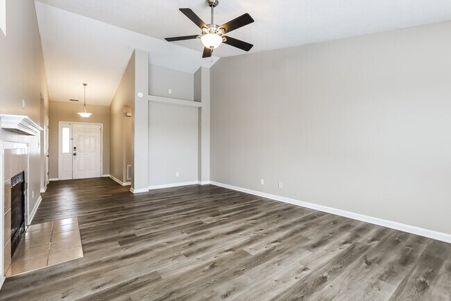 Building Photo - 1205 Turnbury Ln