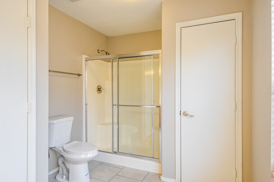 Building Photo - 18611 North 22nd St