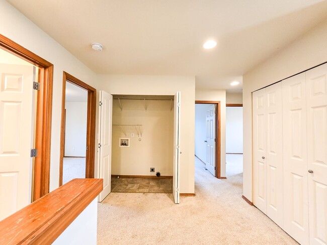 Building Photo - Lake Stevens 4-bed