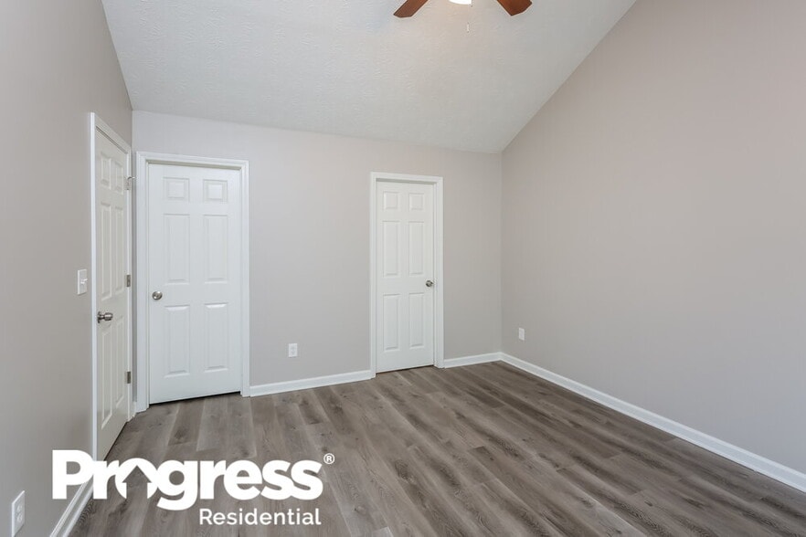 Building Photo - 5965 Tallant Dr