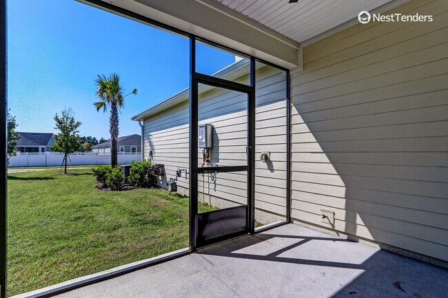 Building Photo - Wildlight Stunner Near Pool & School!