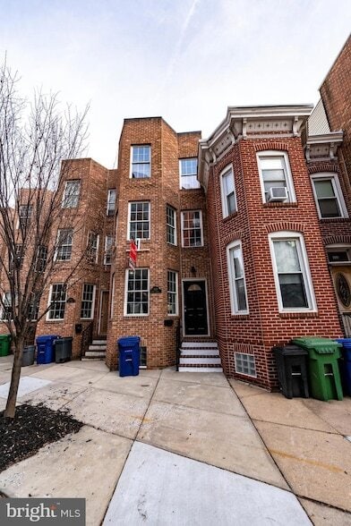 Building Photo - 1119 Race St