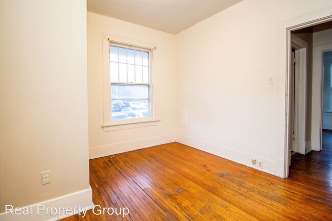 Building Photo - 4 br, 2 bath House - 1111 Hamilton Way