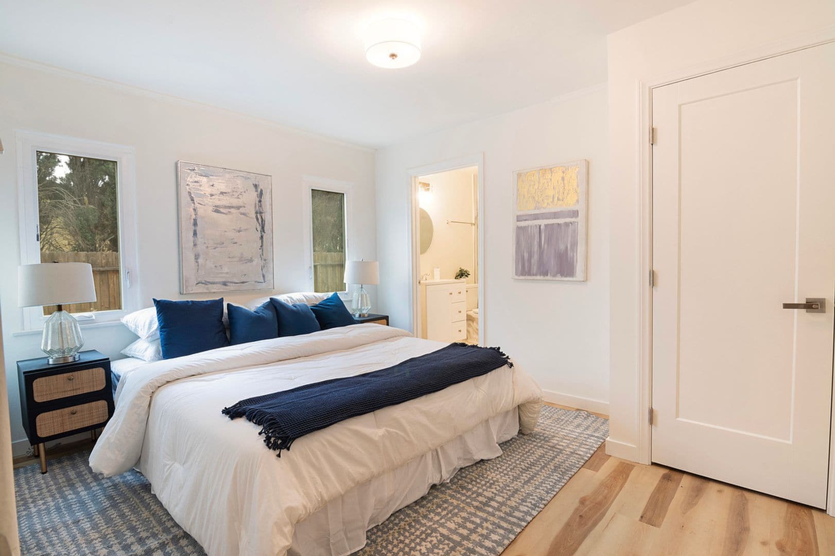 Building Photo - 15944 Hart St