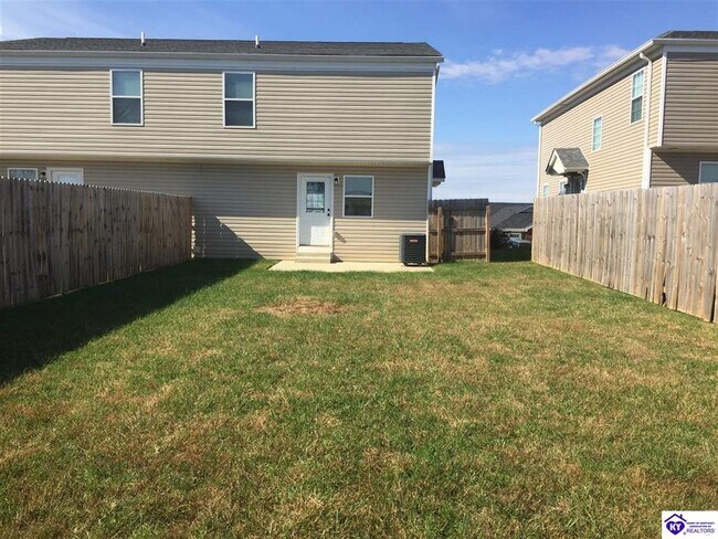 Building Photo - 156 Vineland Pl Dr