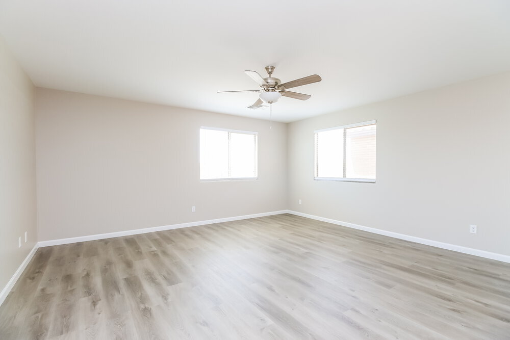 Building Photo - 37766 N Sandy Dr