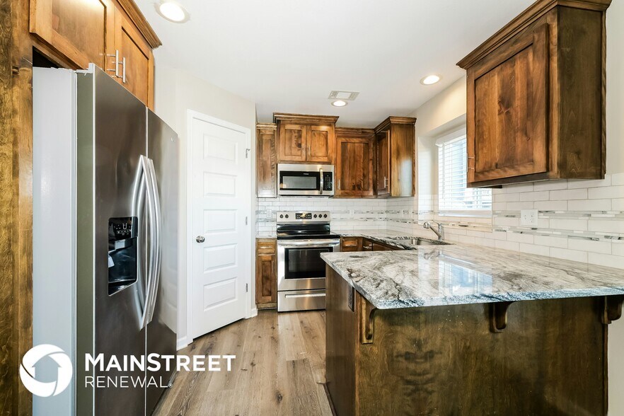 Building Photo - 418 Timbercreek Dr