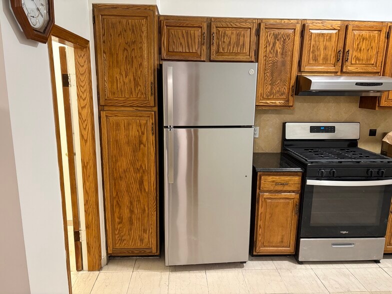 Kitchen Pic1 - 3055 32nd St