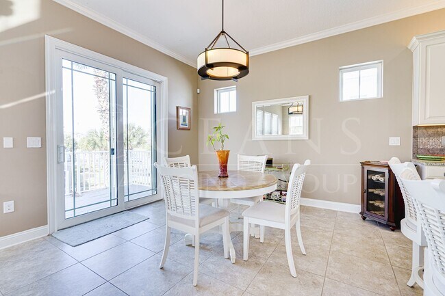 Building Photo - Welcome to Coastal Living at its Finest!