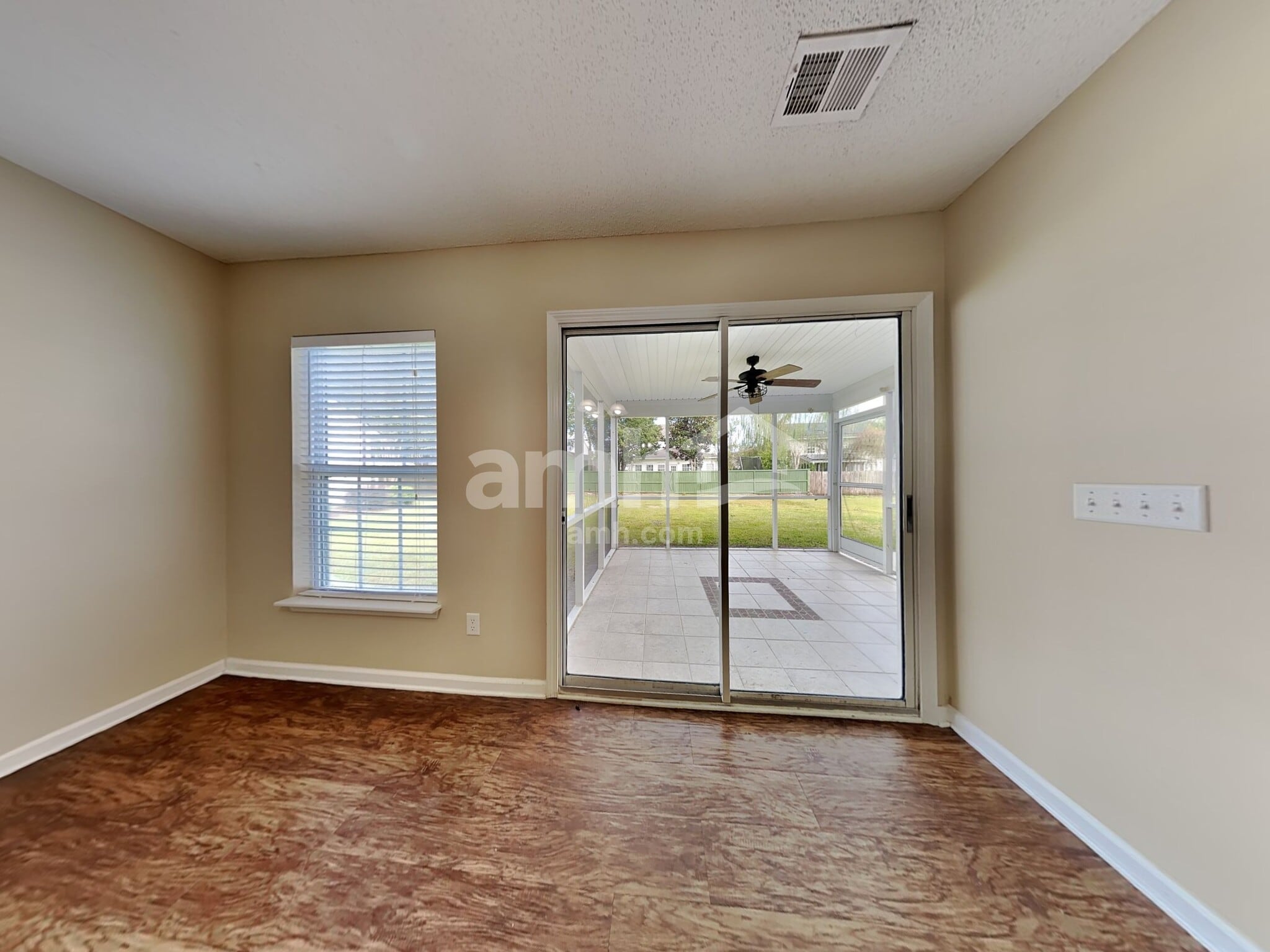 Building Photo - 418 Dovetail Cir