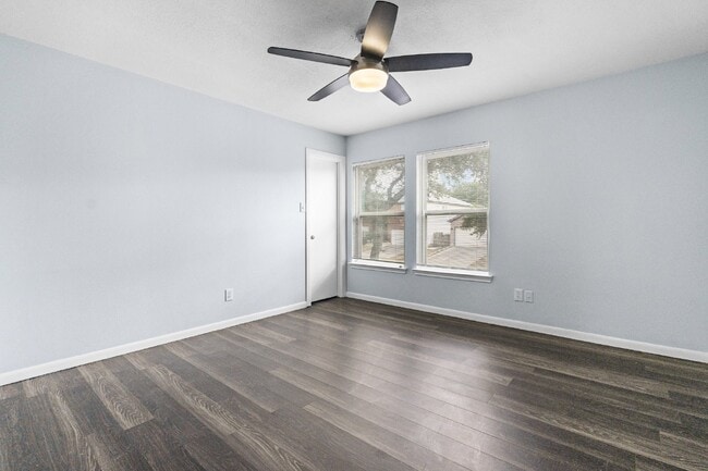 Building Photo - 16074 Walnut Creek Dr