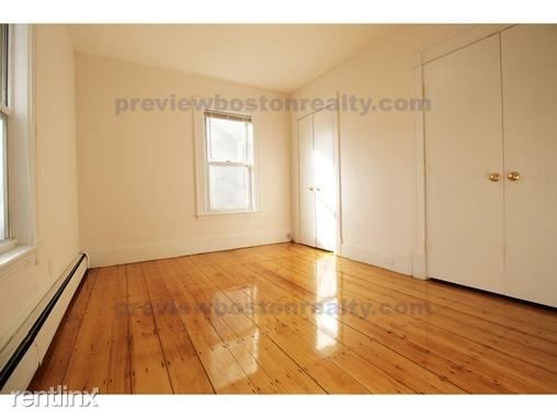 Building Photo - 5 Lawrence Pl