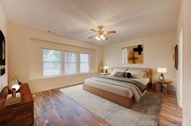 Building Photo - 14823 Atterbury Dr