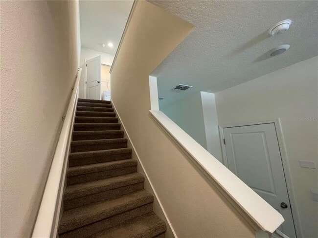 Building Photo - 11127 Crescent Deer Dr