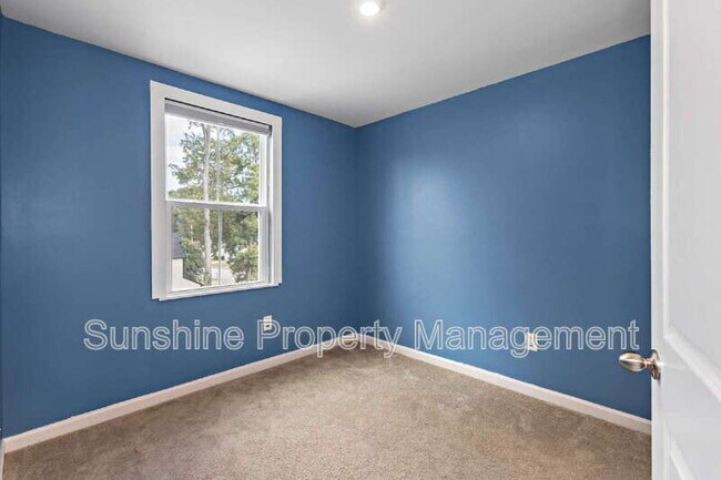 Building Photo - 118 Manilla Cir