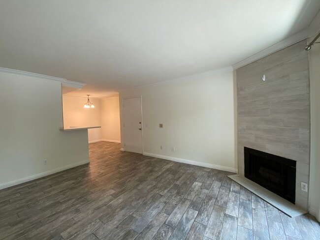 Building Photo - 2bed/2bath home in Mission Park Community!