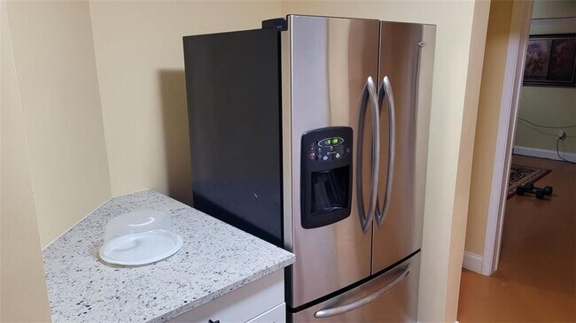 Building Photo - 2750 Wellington Way SE