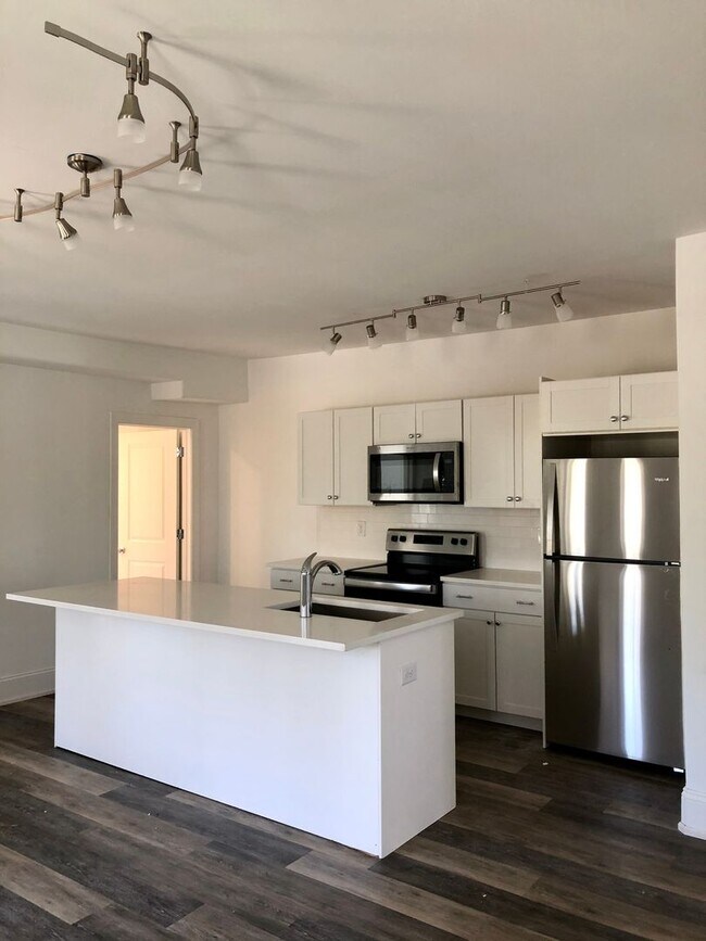 Building Photo - New Construction! 2 Bedroom / 1 Bathroom Apt in Collegeville