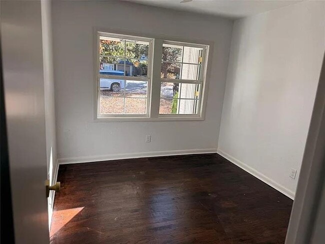 Building Photo - 1123 W Brooks St