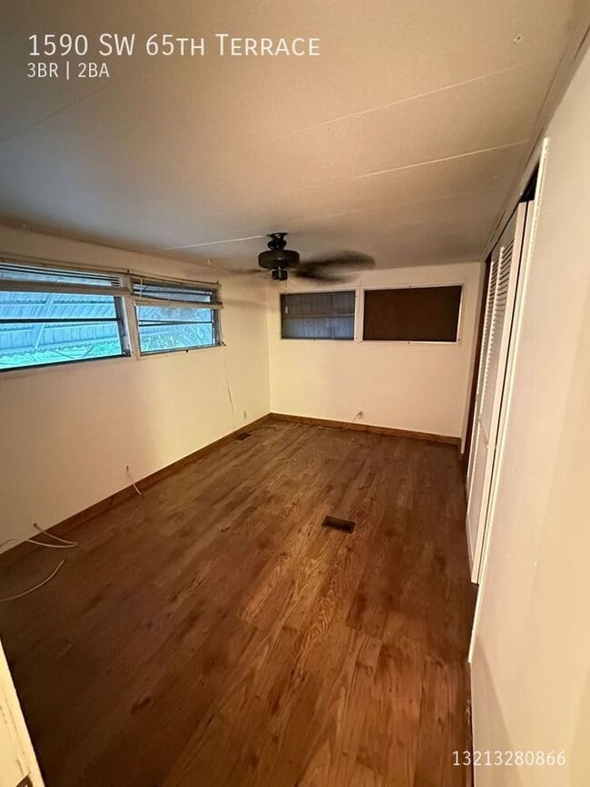 Building Photo - 1590 SW 65th Terrace
